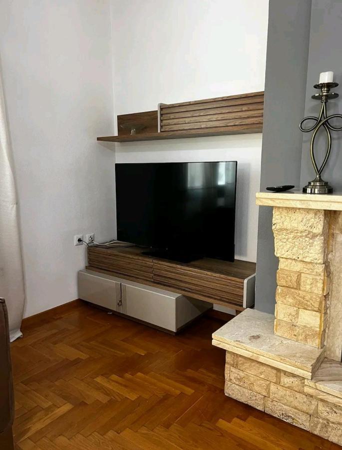 Kouros Kalamitsa Apartment Kavala Bagian luar foto