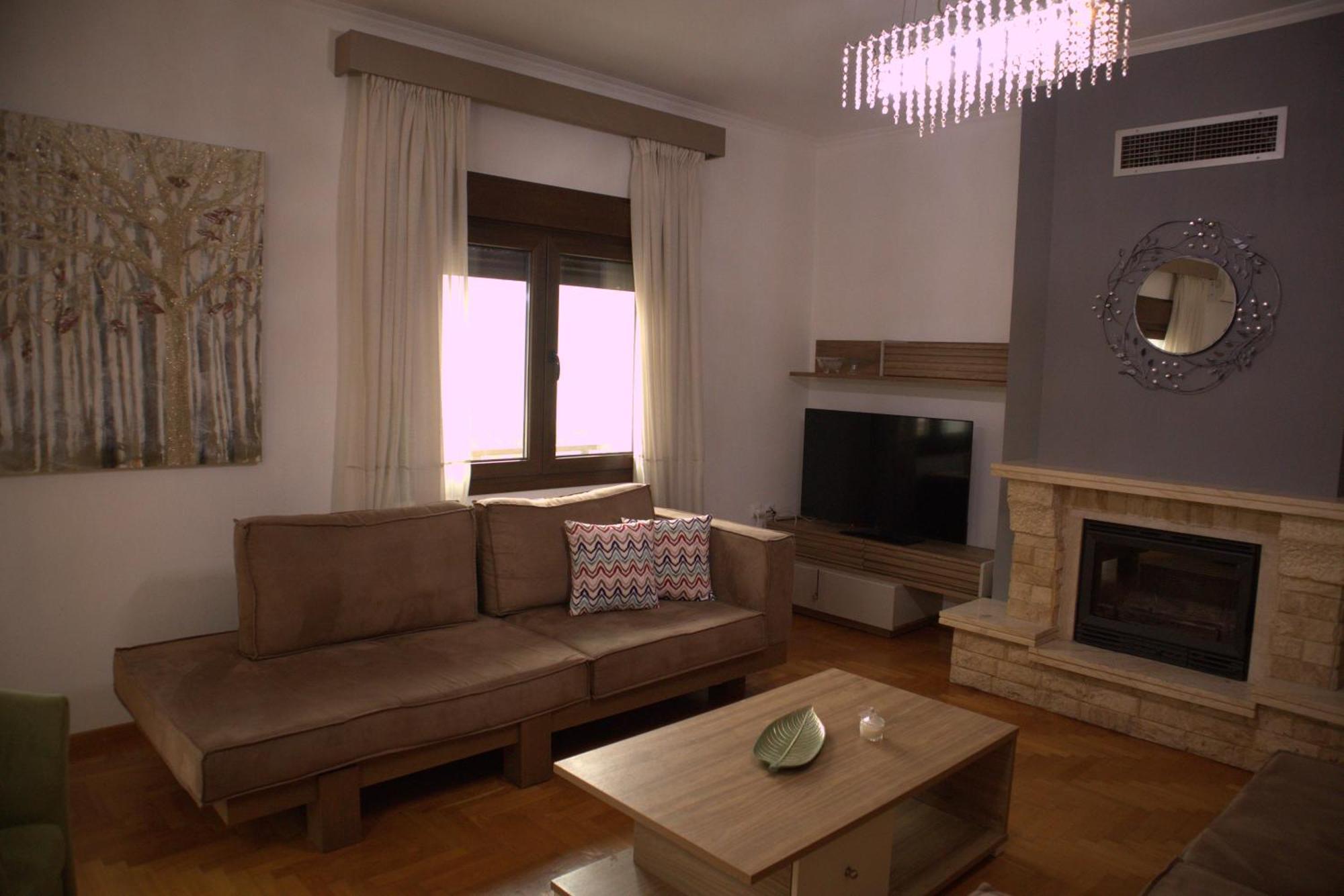 Kouros Kalamitsa Apartment Kavala Bagian luar foto